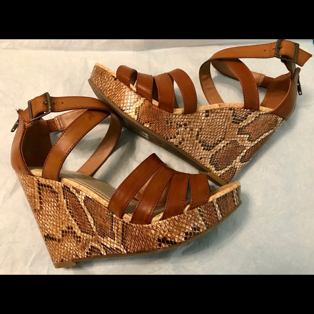 Aprostophe snakeskin wedge sandals